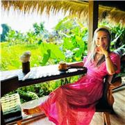 I am a passionate professional, close to graduating with a psychology degree and dedicated to using my expertise to support students towards growth and personal development.